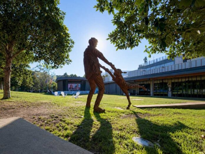 The Lane Cove Canopy Statue